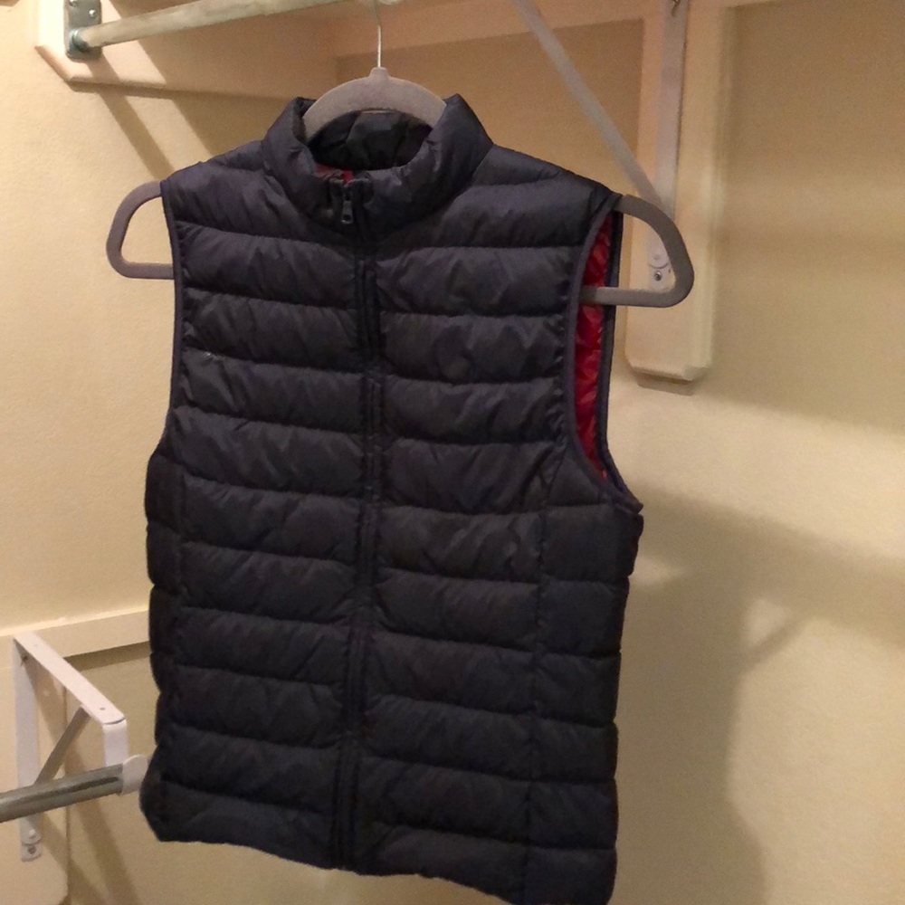 Uniqlo navy vest